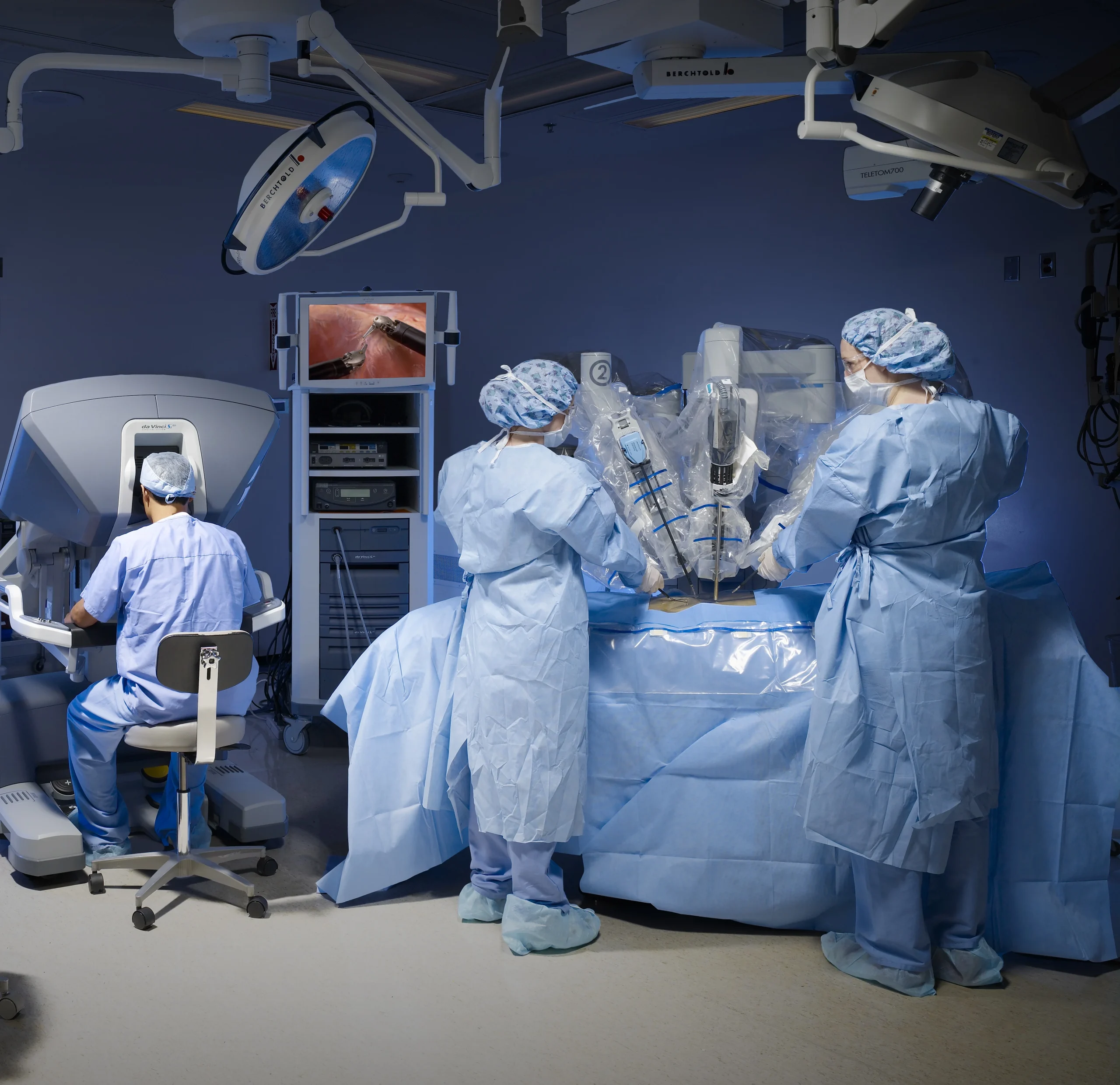 Robotic & Advanced Minimally Invasive Surgery